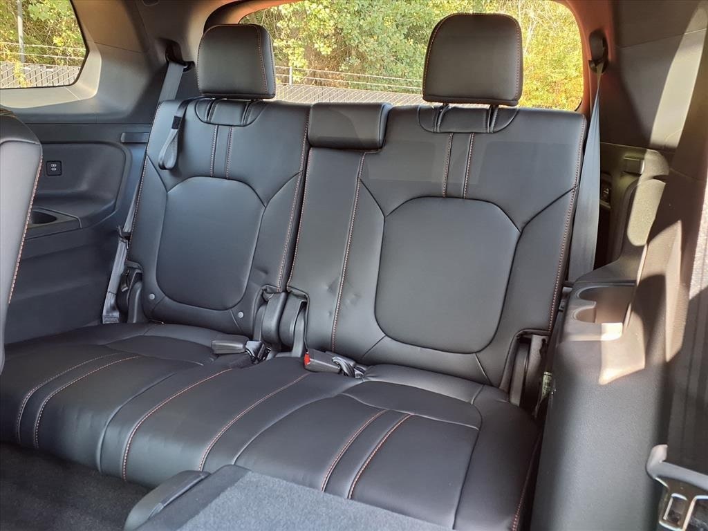 Thumbnail: 2025 Honda Pilot - 14