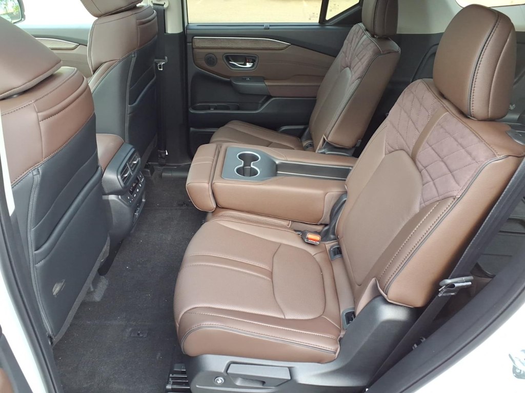 Thumbnail: 2026 Honda Pilot - 8