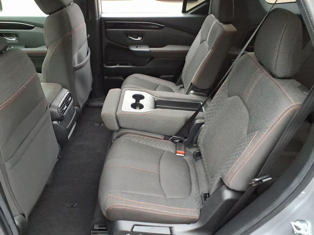 Thumbnail: 2024 Honda Pilot - 8