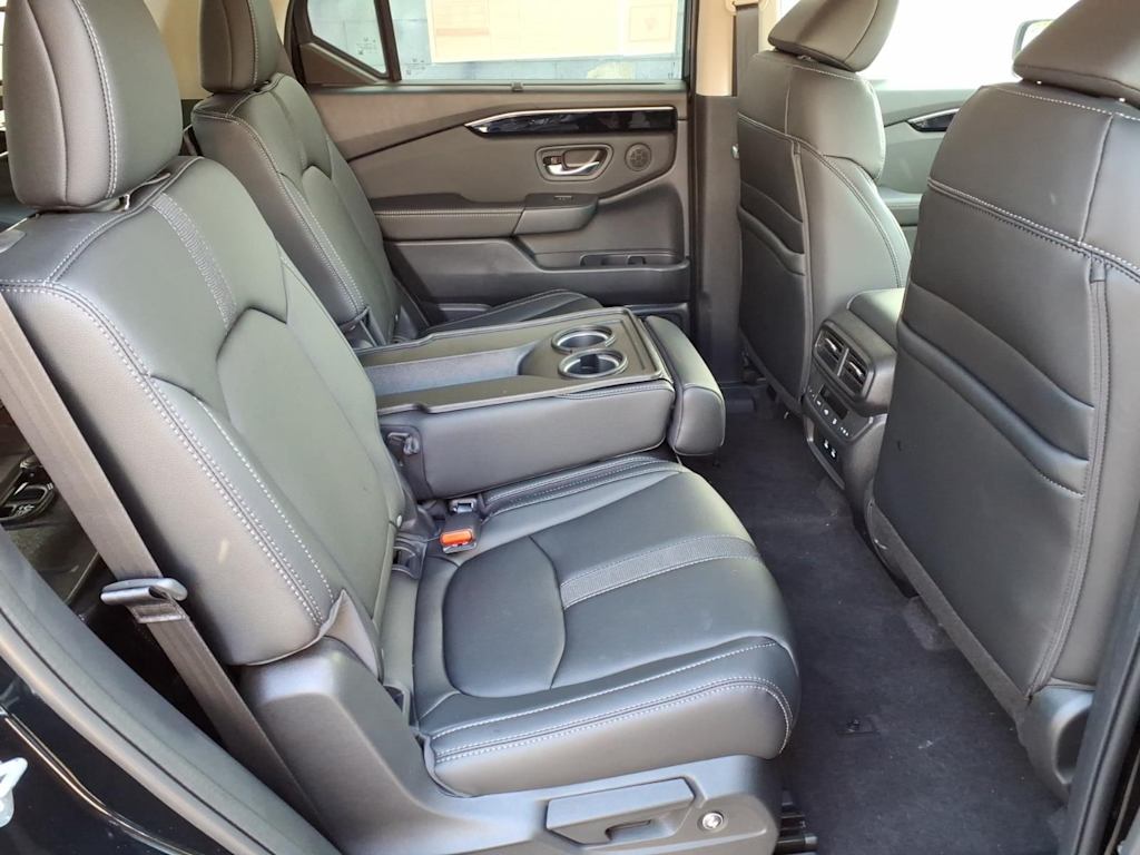Thumbnail: 2026 Honda Pilot - 15