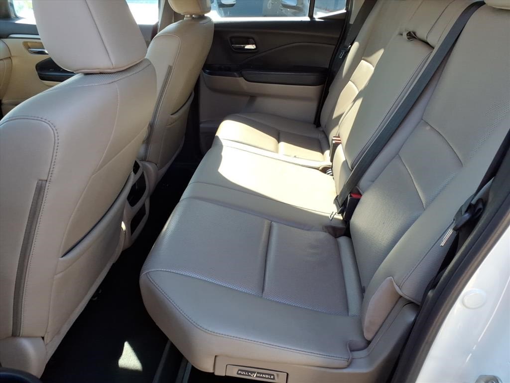 Thumbnail: 2019 Honda Ridgeline - 9