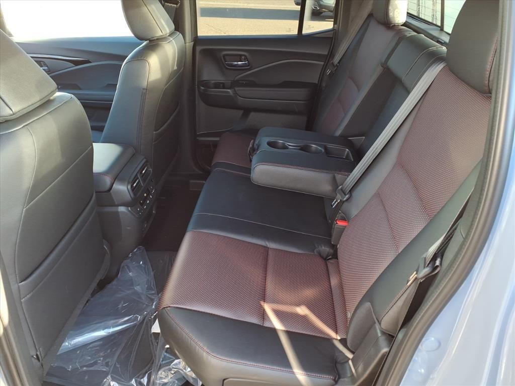 Thumbnail: 2026 Honda Ridgeline - 8