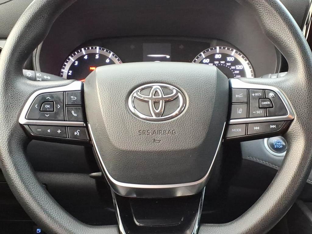Thumbnail: 2020 Toyota Highlander - 20