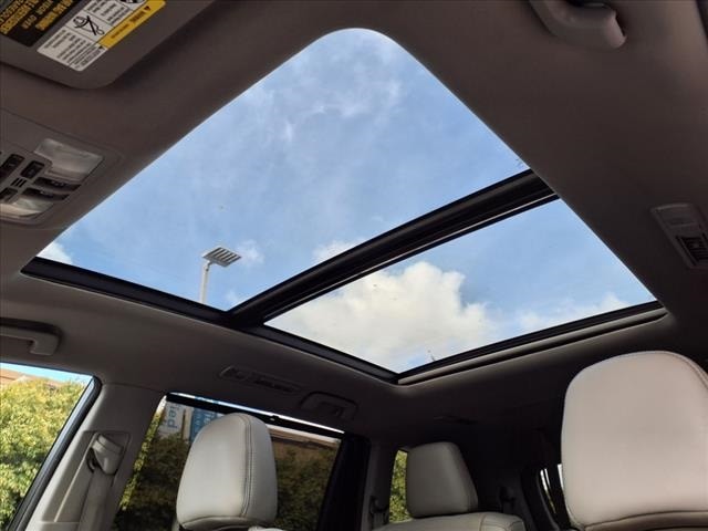 2016 Toyota Highlander Limited 21