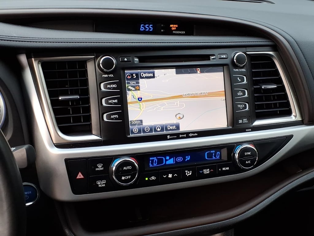 Thumbnail: 2019 Toyota Highlander - 9