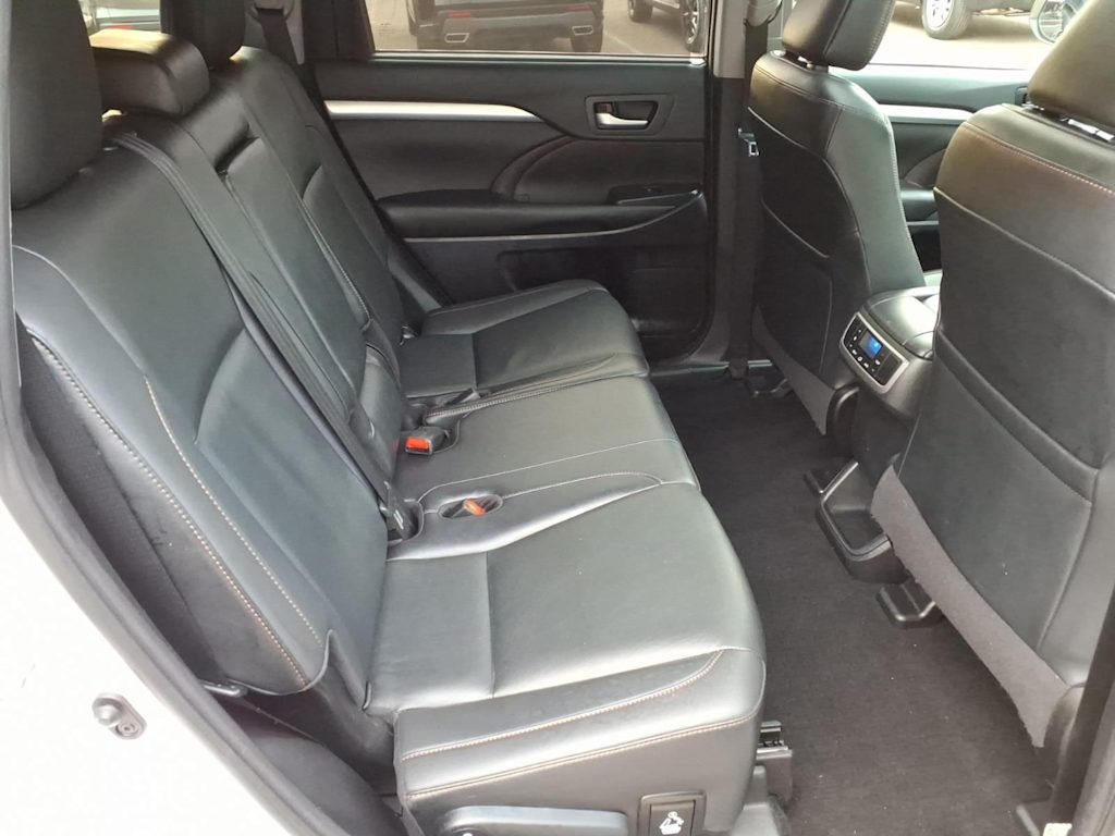 Thumbnail: 2019 Toyota Highlander - 16