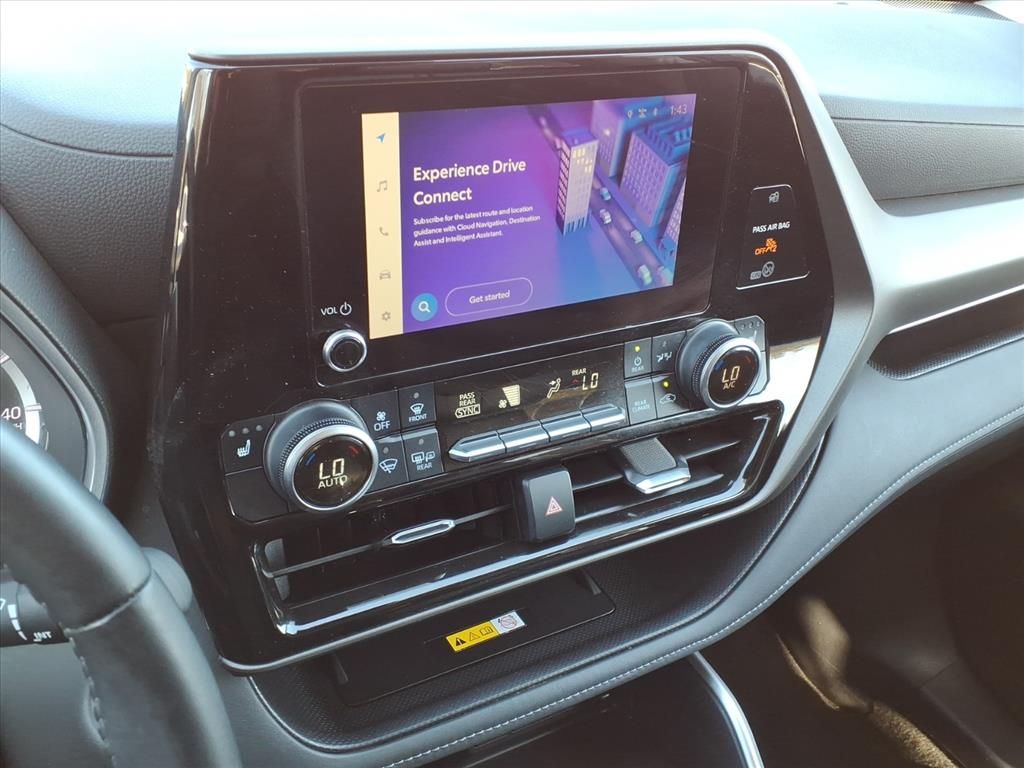 Thumbnail: 2023 Toyota Highlander - 9