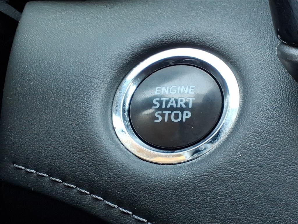 Thumbnail: 2023 Toyota Highlander - 24