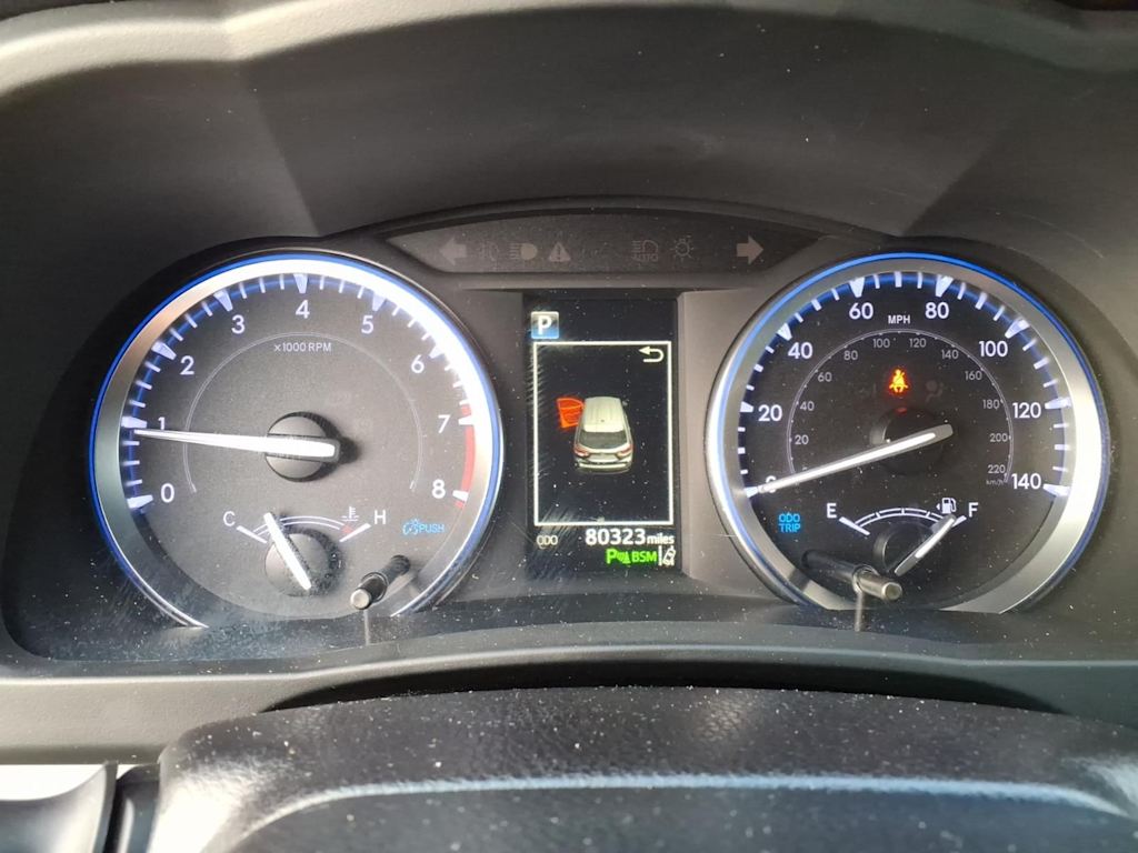 Thumbnail: 2019 Toyota Highlander - 12