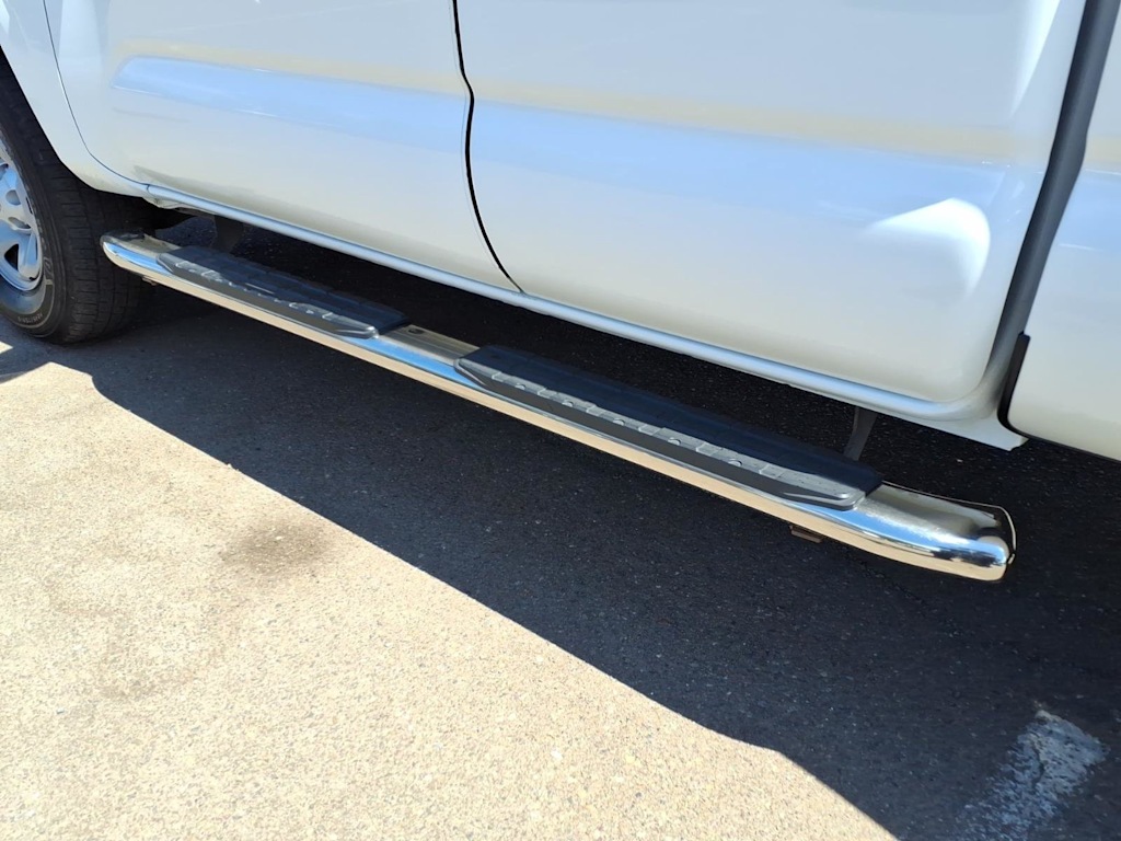 Thumbnail: 2020 Toyota Tacoma - 6