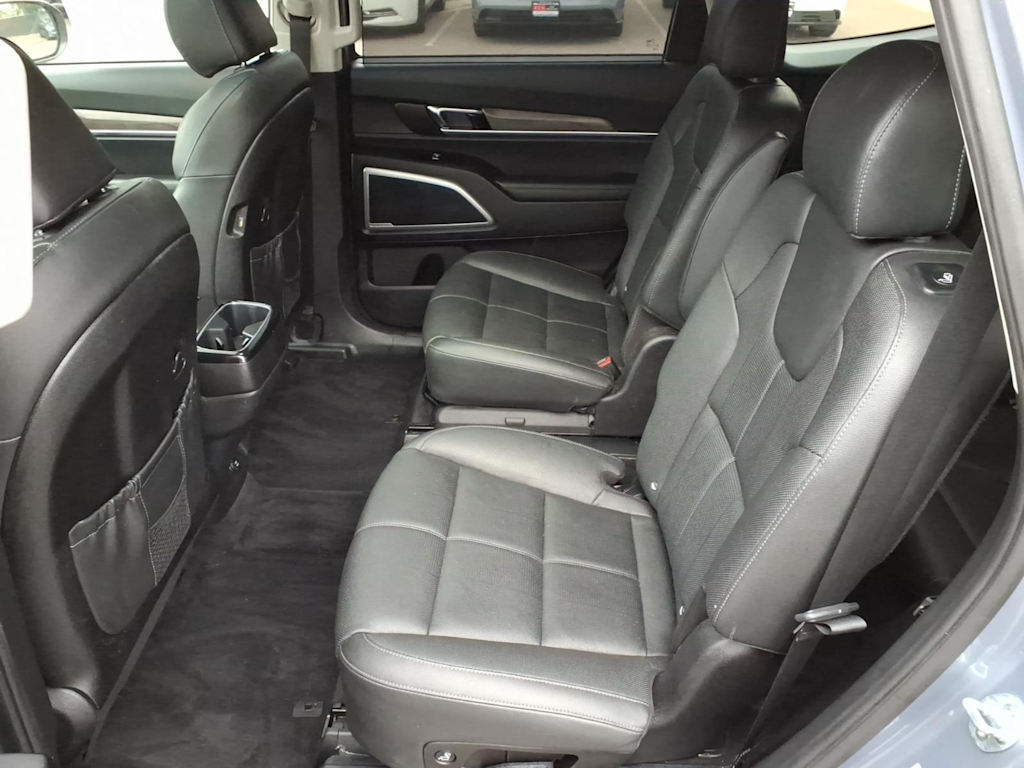 Thumbnail: 2021 Kia Telluride - 8