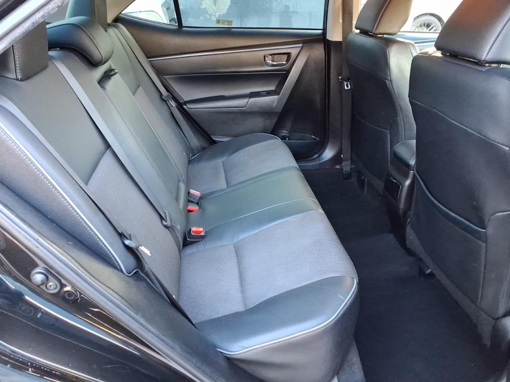 Thumbnail: 2015 Toyota Corolla - 17