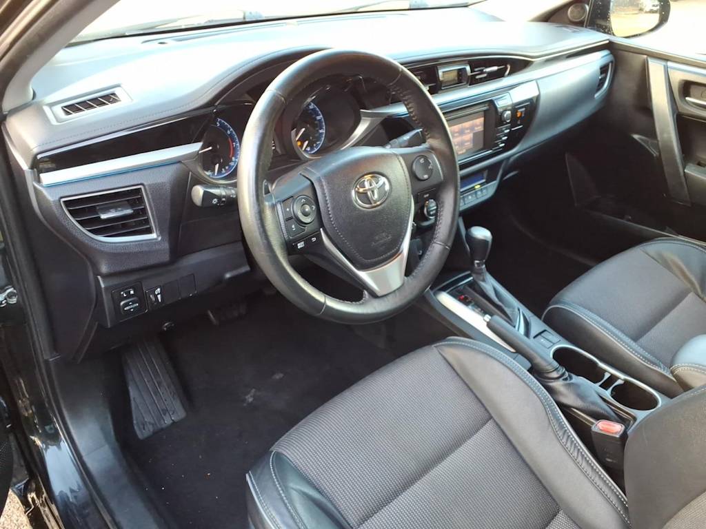 Thumbnail: 2015 Toyota Corolla - 6