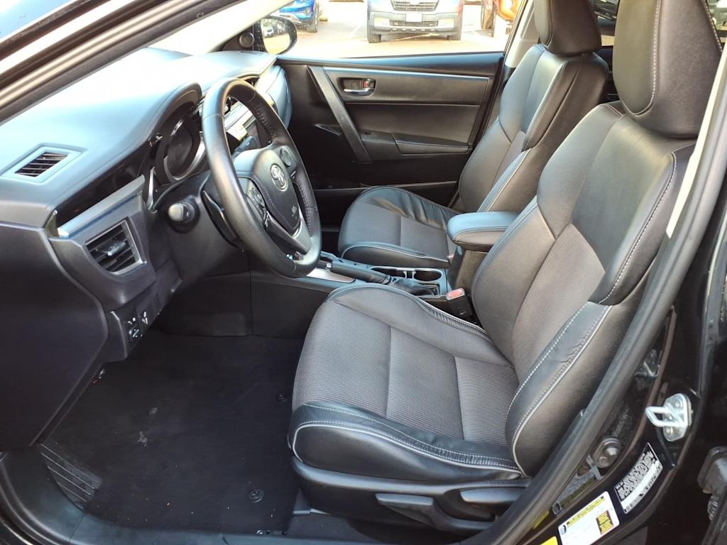 Thumbnail: 2015 Toyota Corolla - 7