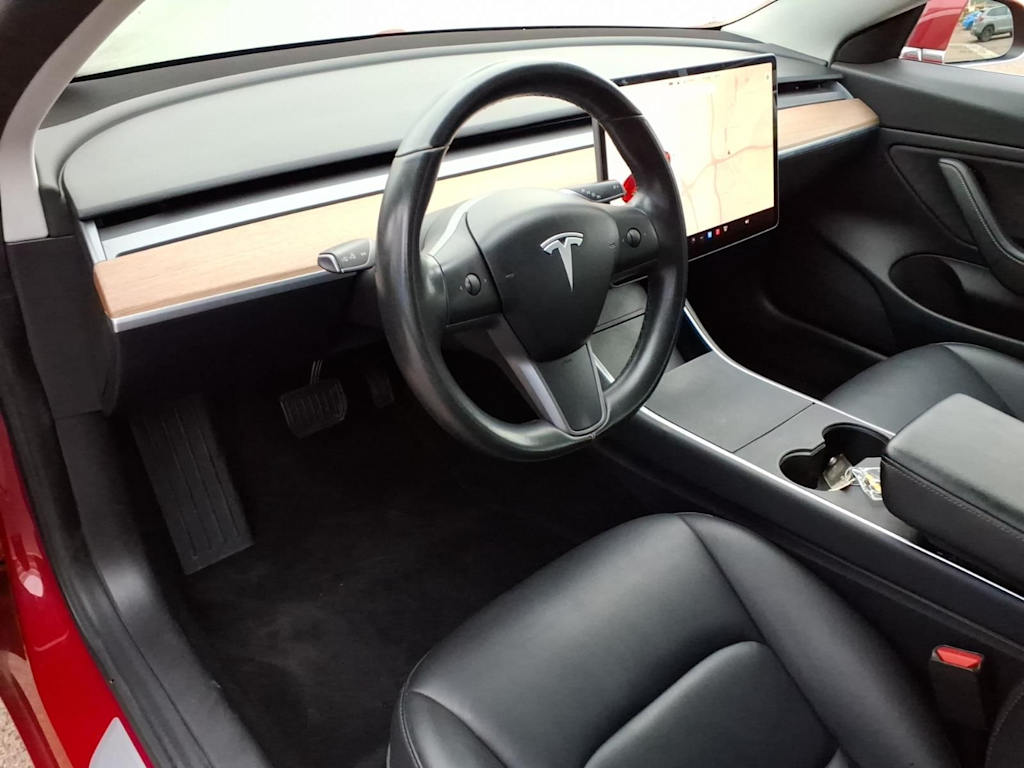 Thumbnail: 2018 Tesla Model 3 - 7