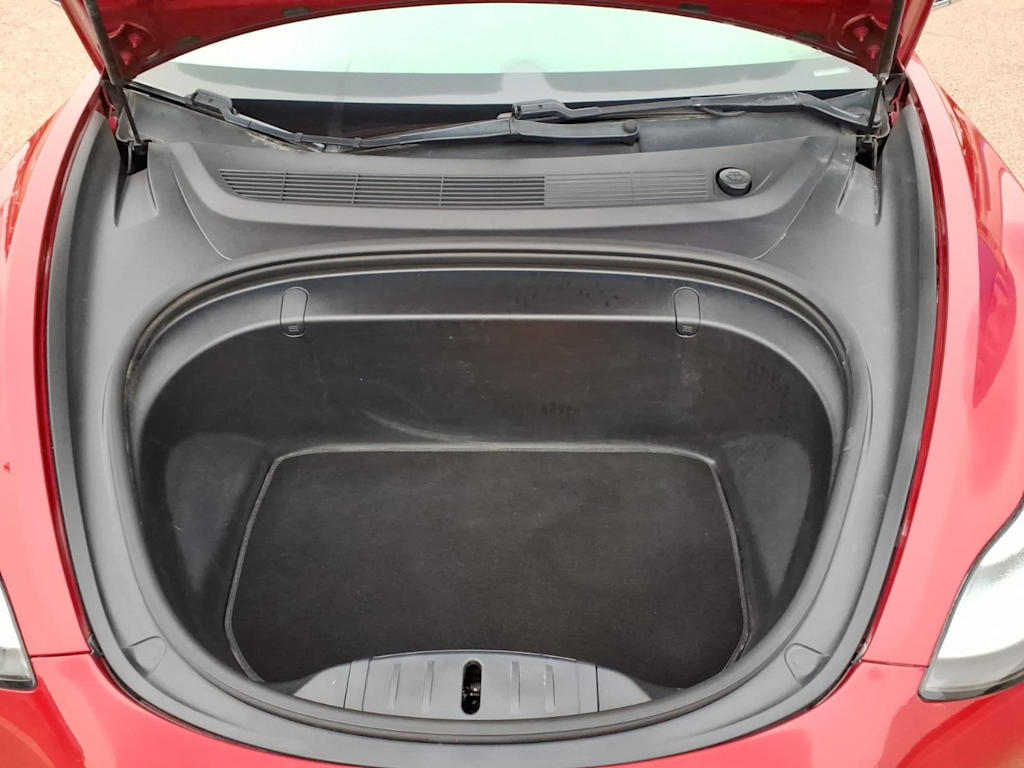 Thumbnail: 2018 Tesla Model 3 - 13