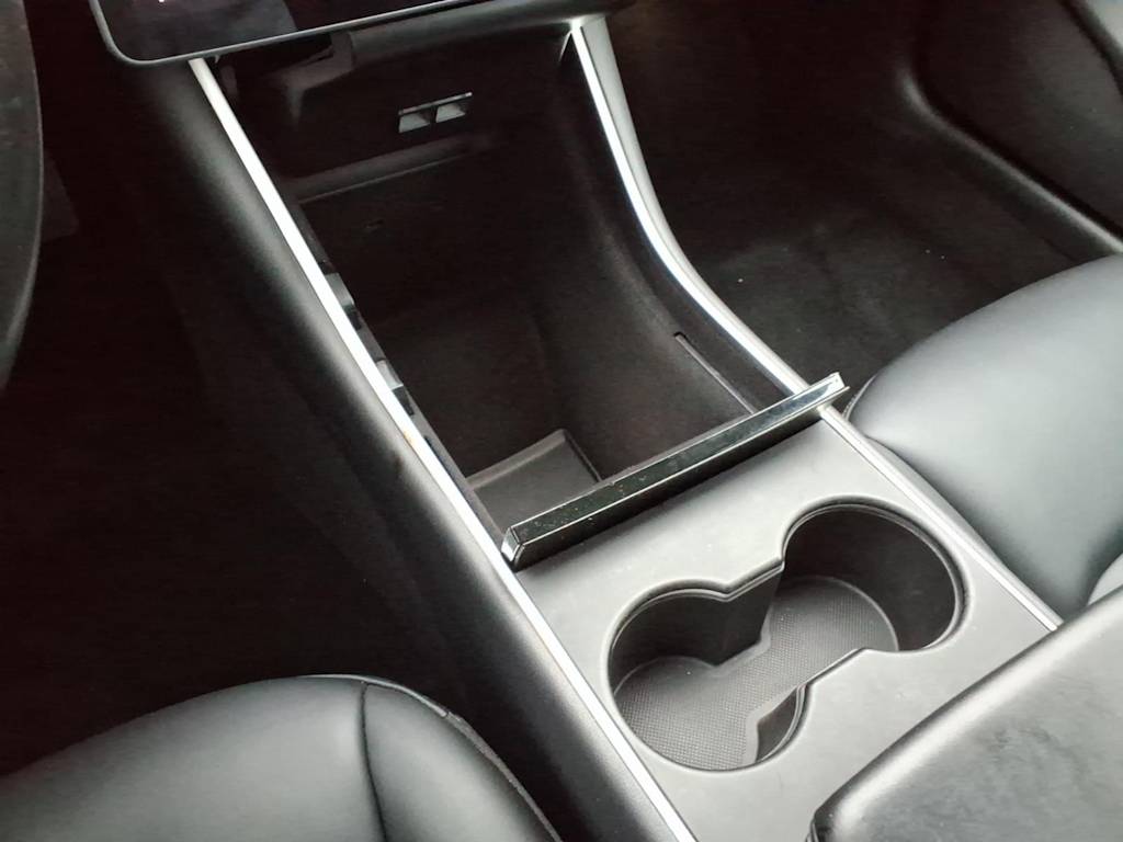 Thumbnail: 2018 Tesla Model 3 - 11