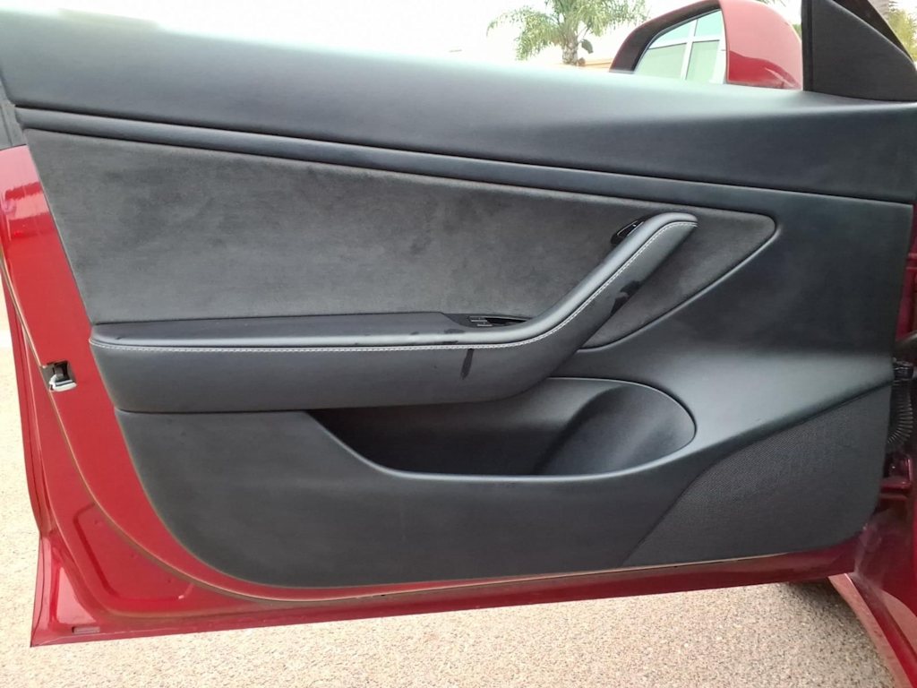 Thumbnail: 2018 Tesla Model 3 - 19