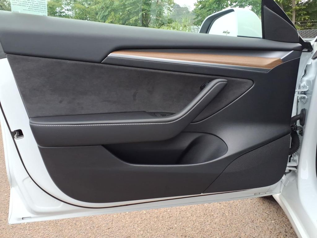 Thumbnail: 2023 Tesla Model 3 - 18