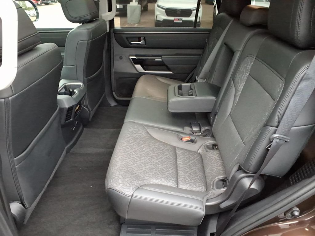 Thumbnail: 2023 Toyota Sequoia - 9