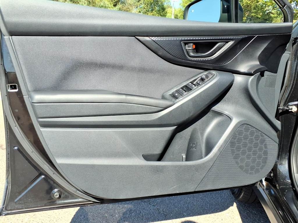 Thumbnail: 2019 Subaru Crosstrek - 17