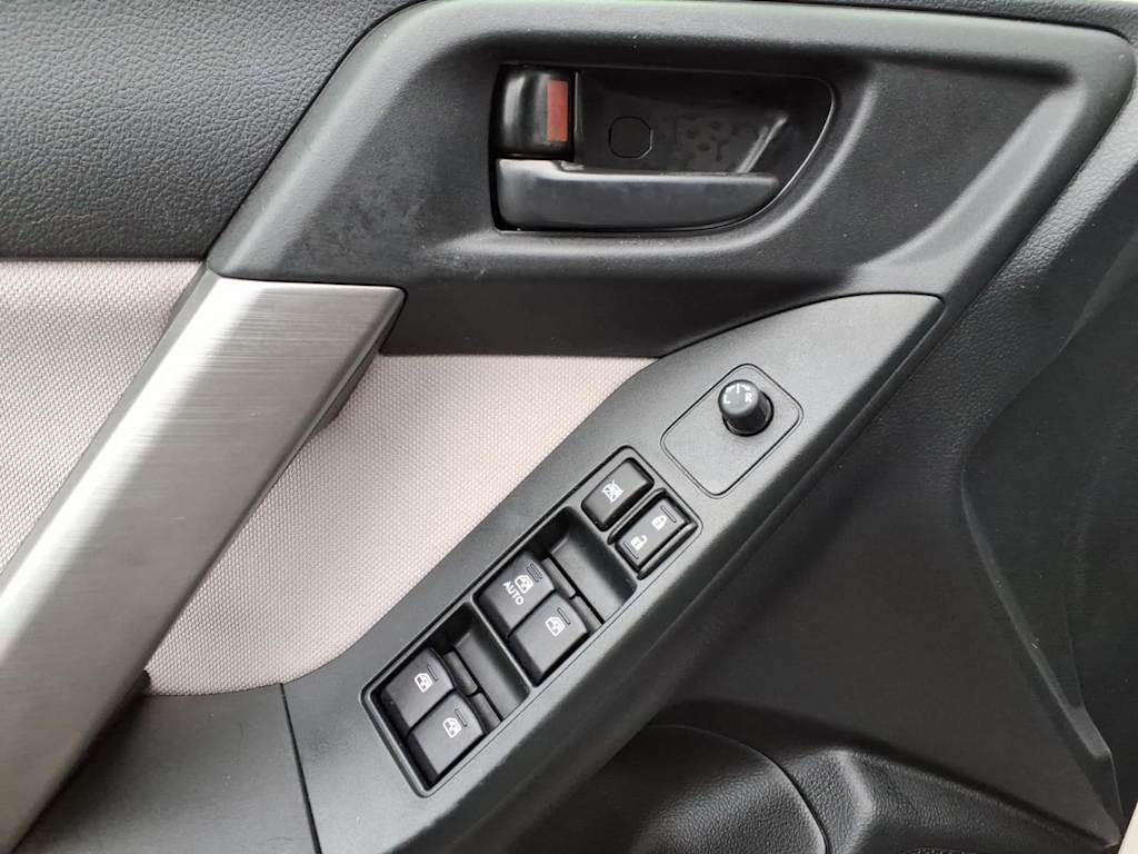 Thumbnail: 2014 Subaru Forester - 18
