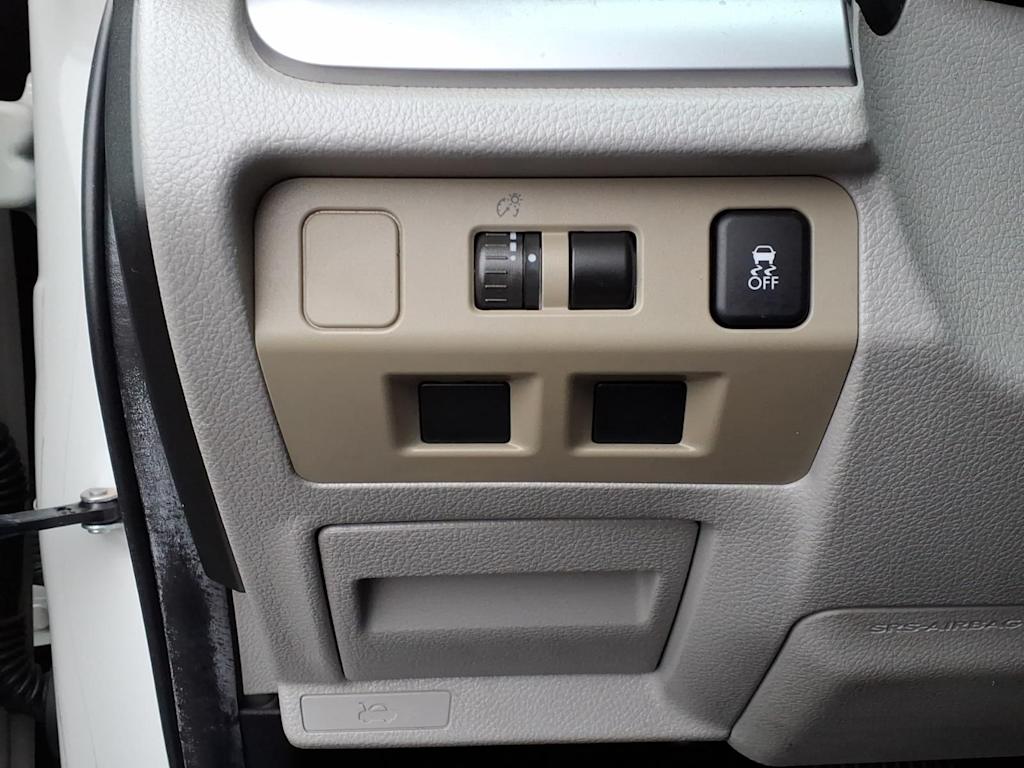 Thumbnail: 2014 Subaru Forester - 20