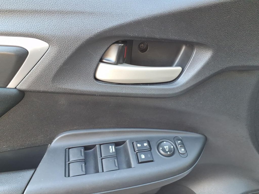 Thumbnail: 2016 Honda Fit - 18