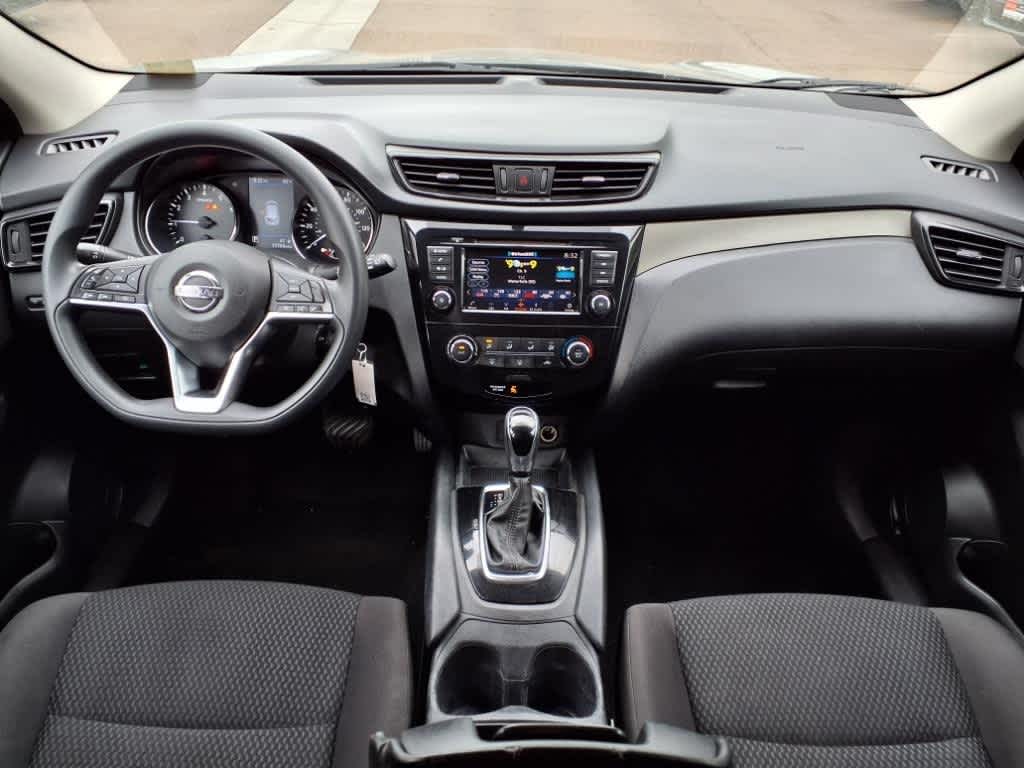 Thumbnail: 2019 Nissan Rogue Sport - 2
