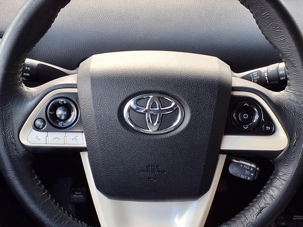 Thumbnail: 2016 Toyota Prius - 19