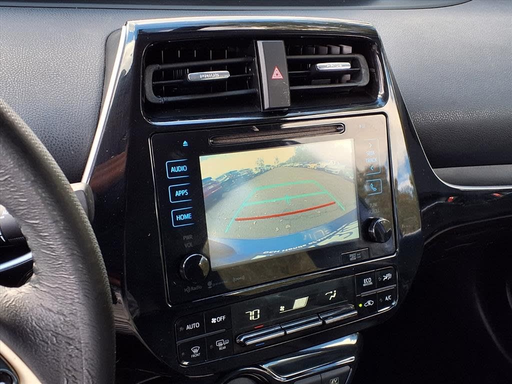 Thumbnail: 2016 Toyota Prius - 22