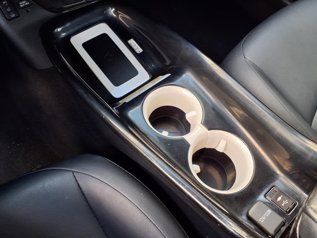 Thumbnail: 2016 Toyota Prius - 11