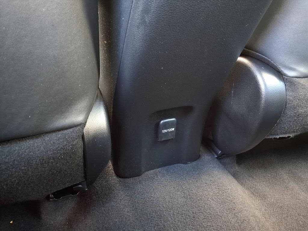 Thumbnail: 2016 Toyota Prius - 7