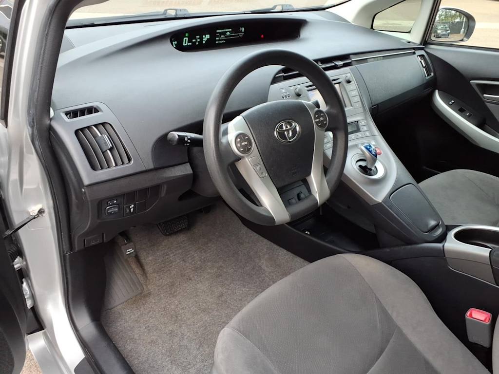 Thumbnail: 2012 Toyota Prius - 8