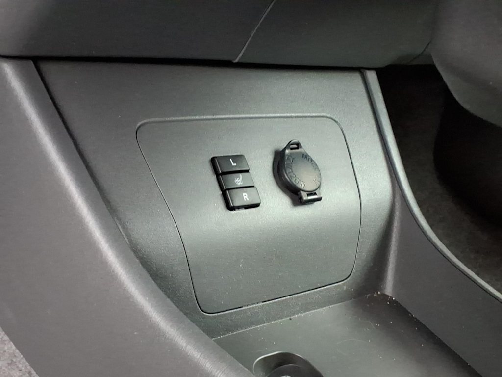 Thumbnail: 2011 Toyota Prius - 23