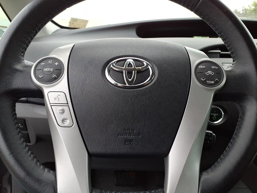Thumbnail: 2011 Toyota Prius - 18