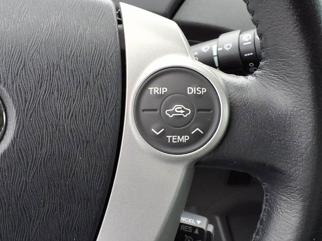Thumbnail: 2011 Toyota Prius - 20