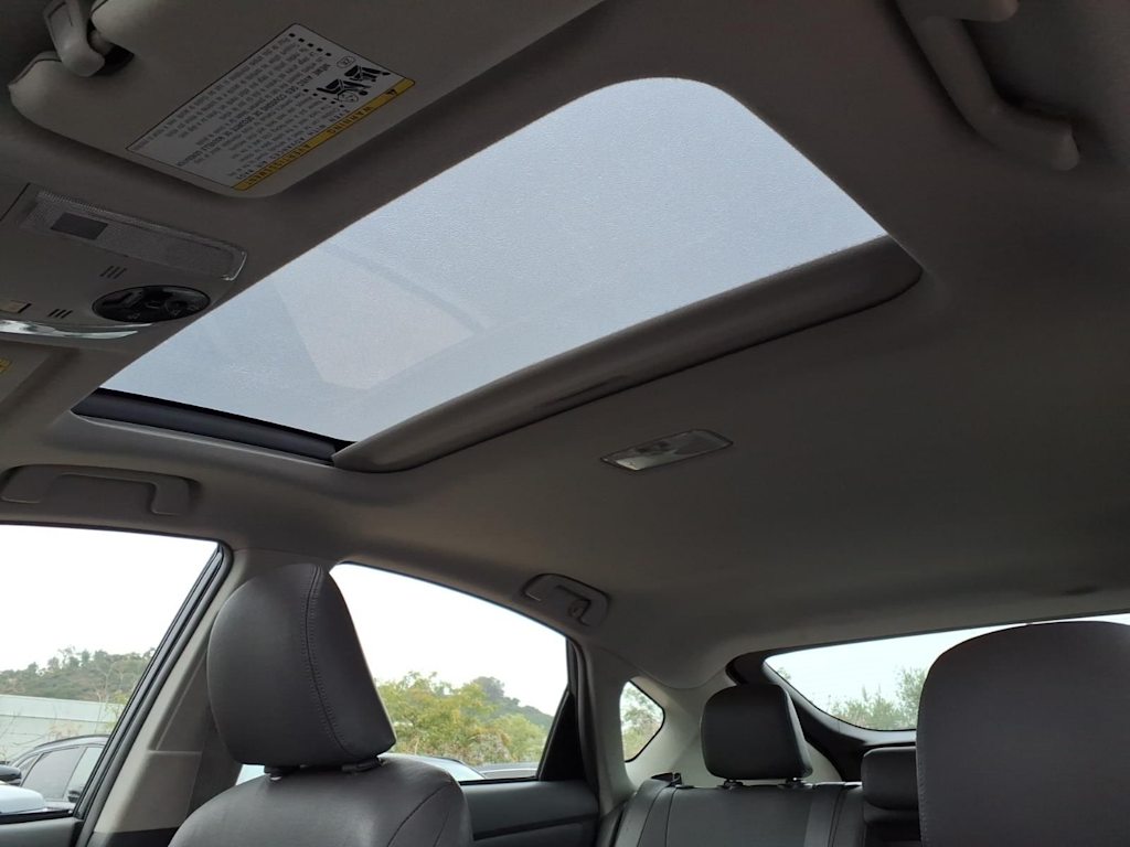 Thumbnail: 2011 Toyota Prius - 16