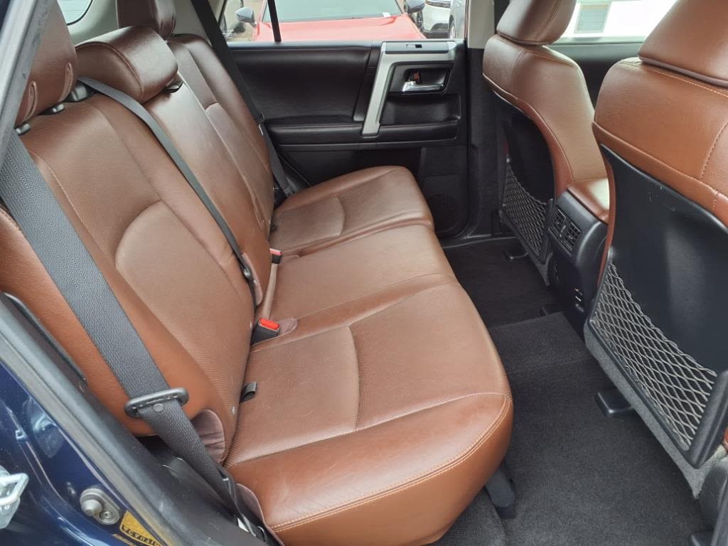 Thumbnail: 2017 Toyota 4Runner - 16