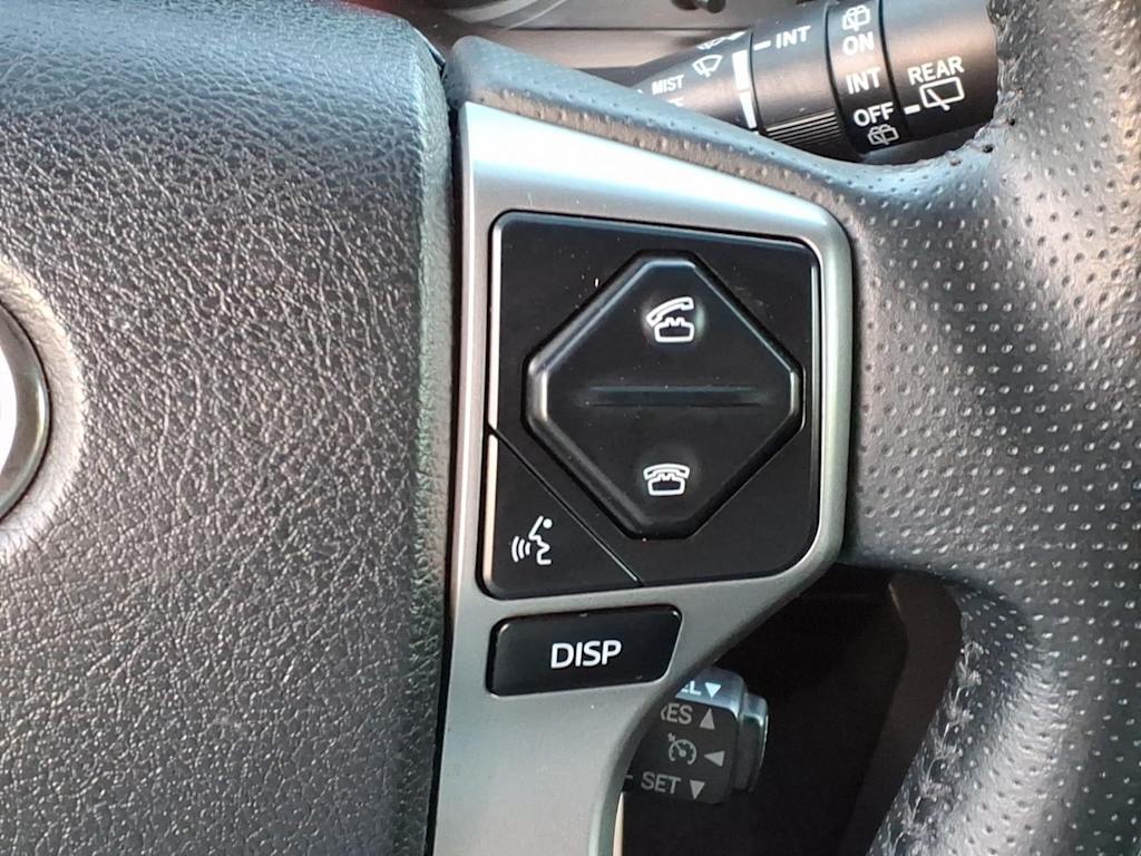 Thumbnail: 2016 Toyota 4Runner - 20