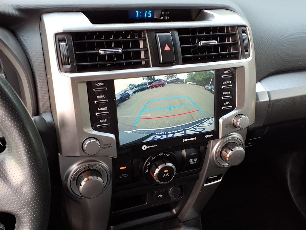 Thumbnail: 2020 Toyota 4Runner - 22