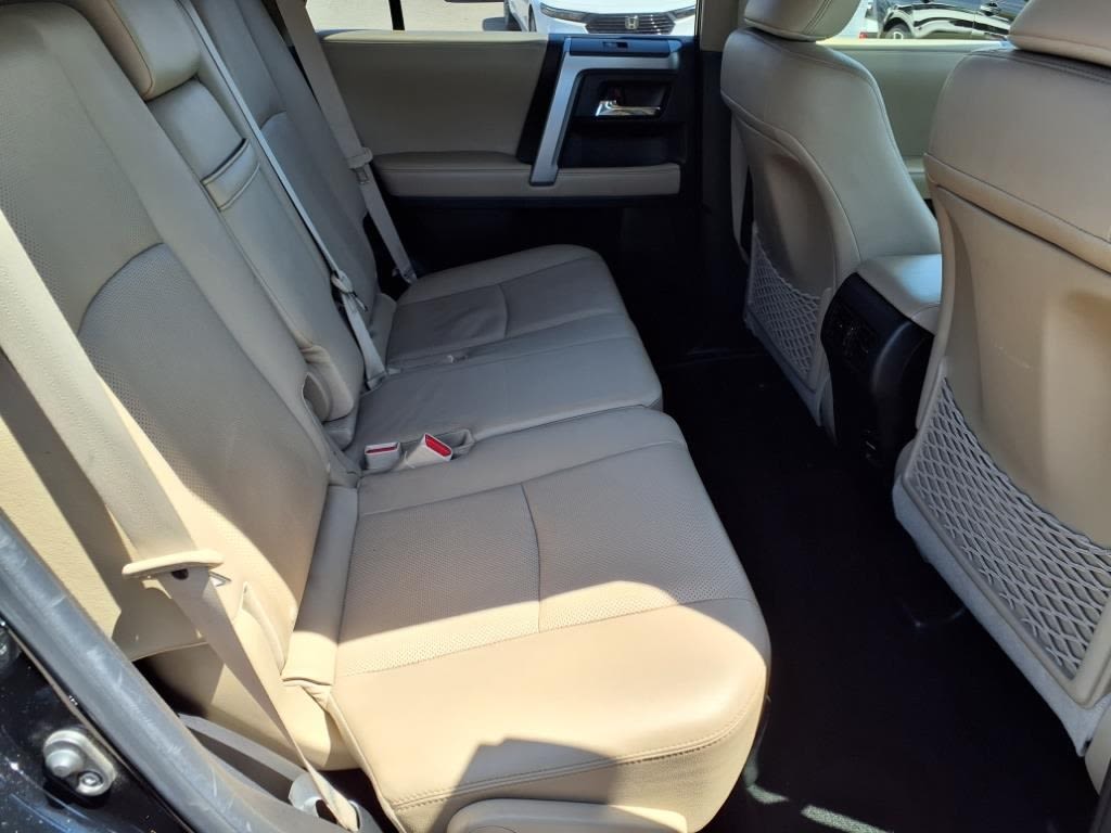 2014 Toyota 4Runner Limited 16