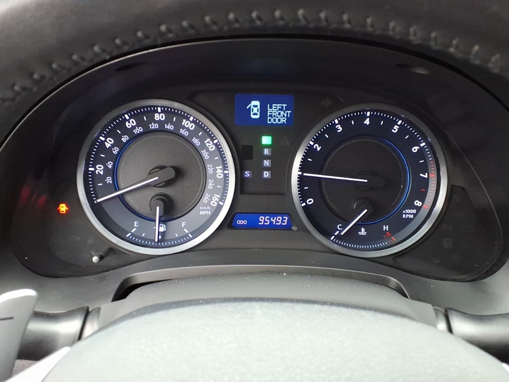 Thumbnail: 2012 Lexus IS - 12