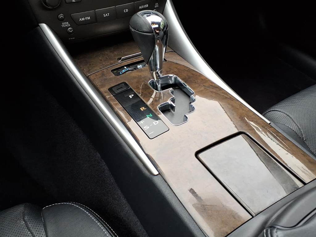 Thumbnail: 2012 Lexus IS - 11