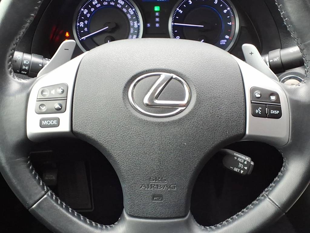 Thumbnail: 2012 Lexus IS - 20