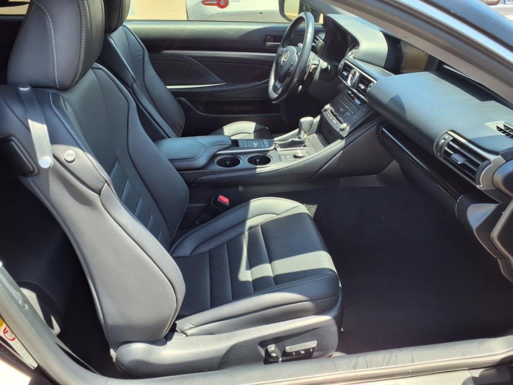 Thumbnail: 2015 Lexus RC - 8