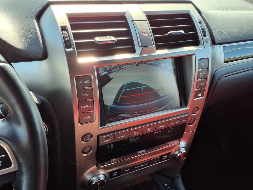 Thumbnail: 2021 Lexus GX - 23