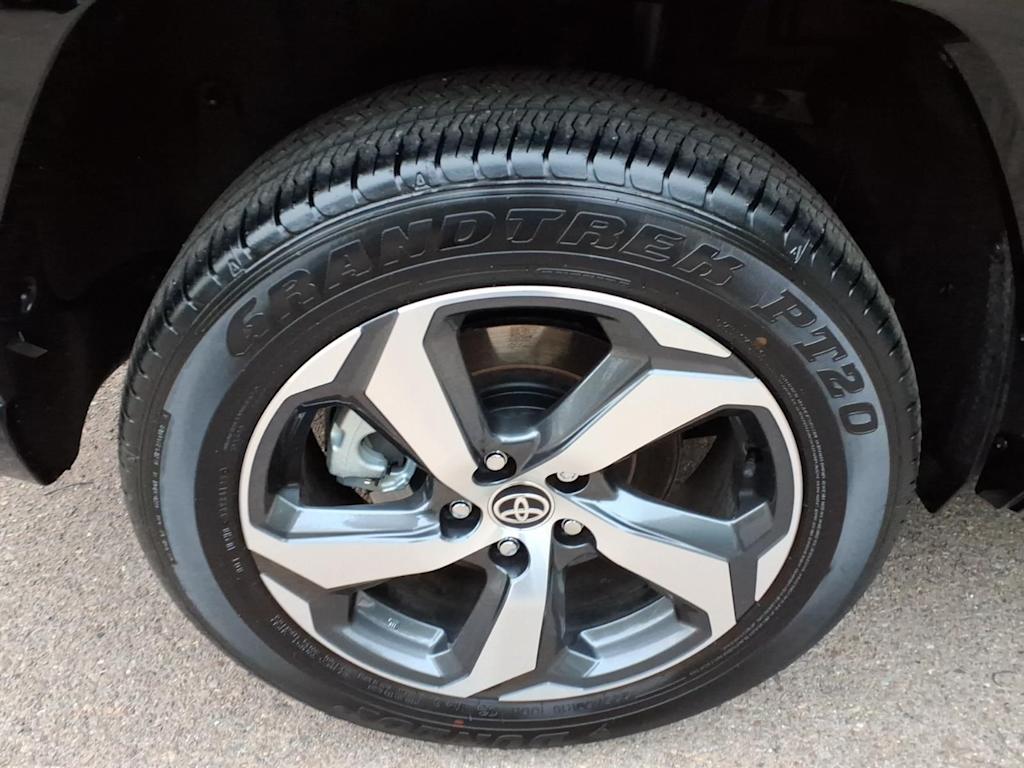 Thumbnail: 2025 Toyota RAV4 - 6