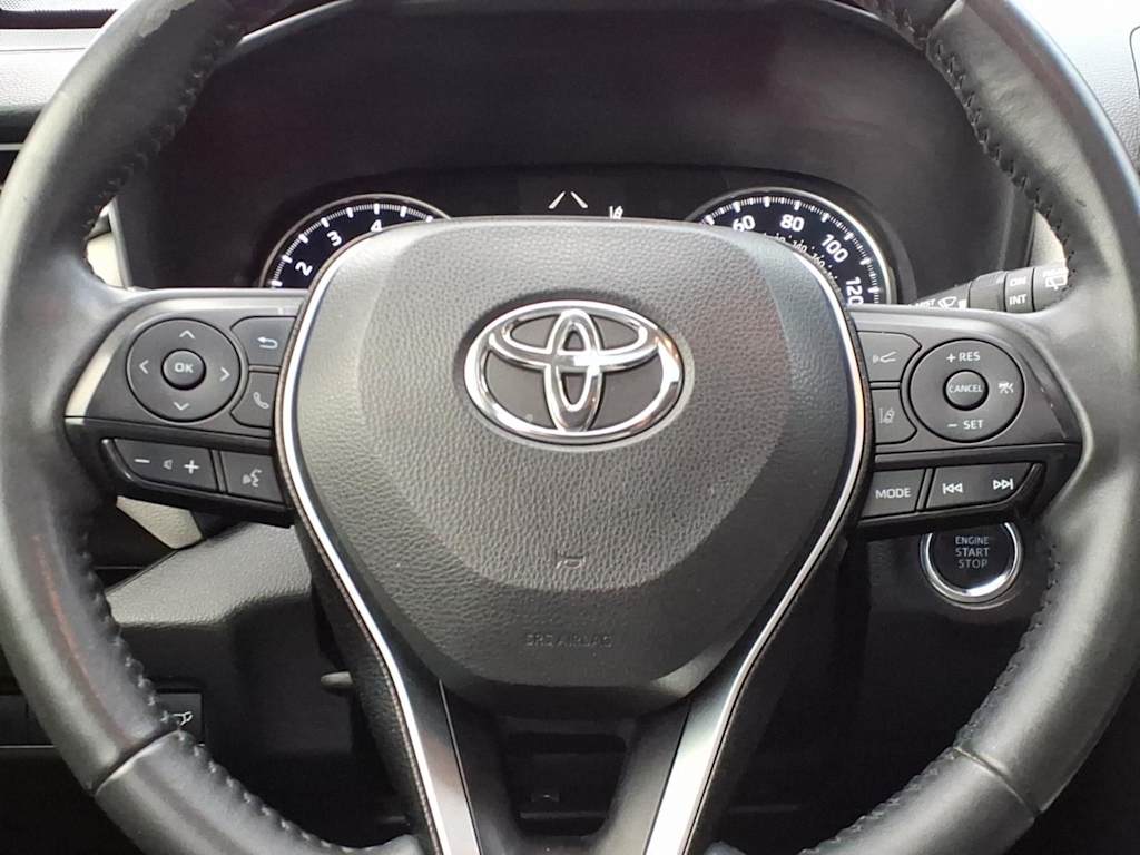 Thumbnail: 2020 Toyota RAV4 - 20