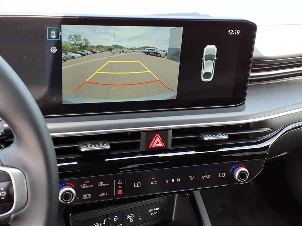 Thumbnail: 2025 Kia K5 - 22